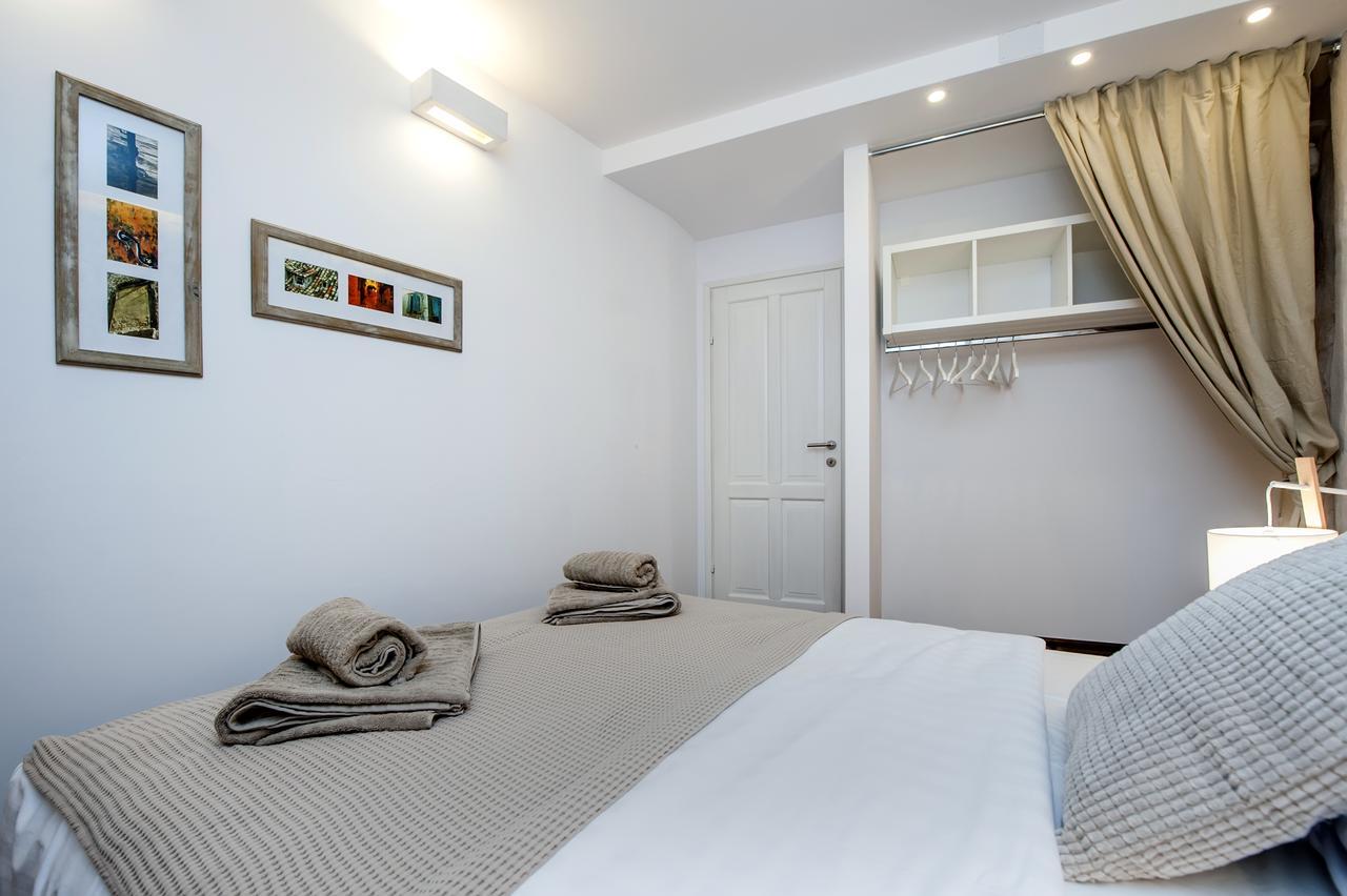 Luna Rooms And Studios Ровинь Экстерьер фото